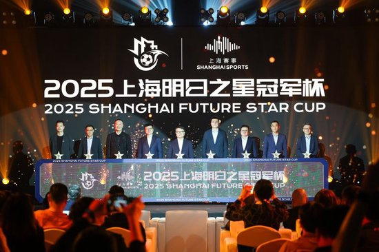 拥有2000多名自主研发人员。展示图片