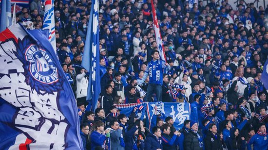 拥有2000多名自主研发人员。展示图片