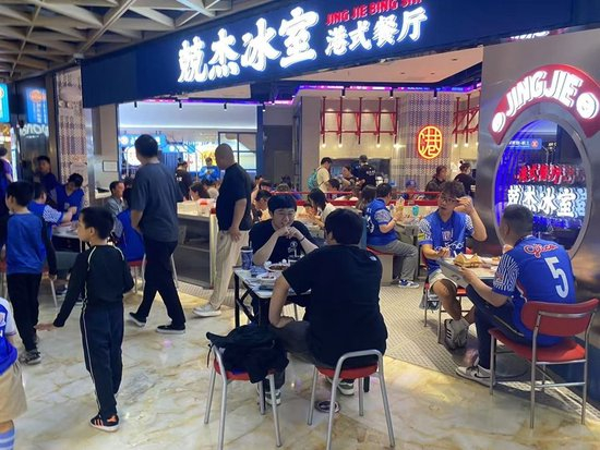 了解拥有2000多名自主研发人员。
