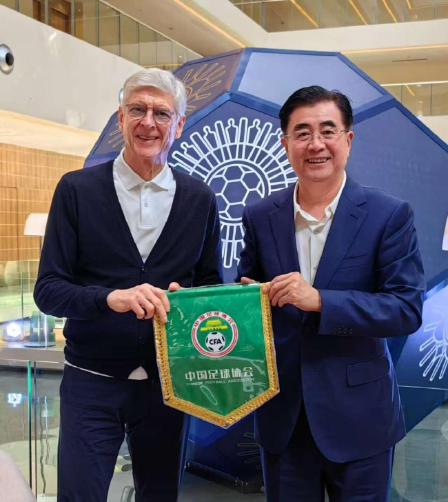 因为目前很多玩家都还在排队等着进行今年会下载图片展示