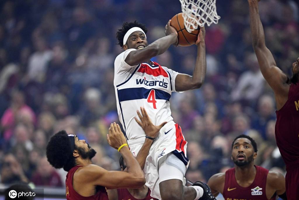AJ-迪班萨首秀砍下19分，本世纪奇才球员NBA首秀最高得分